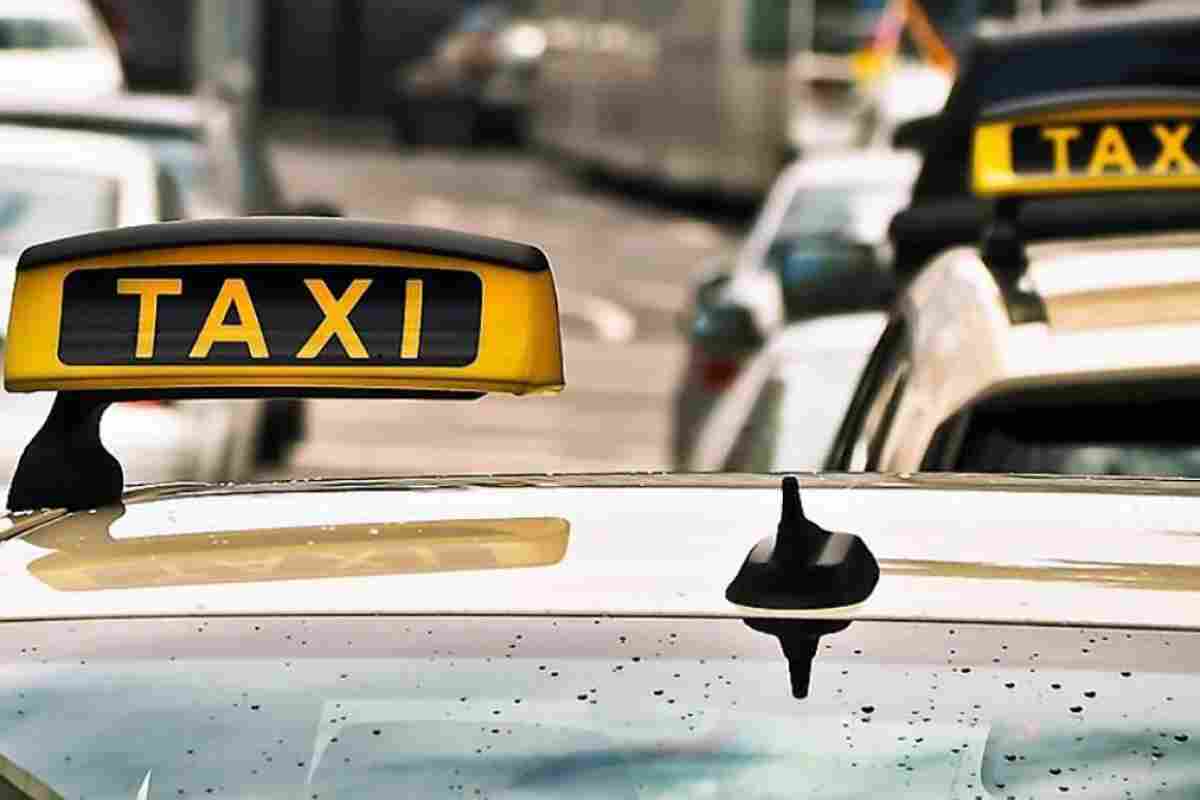 Як стати таксистом?